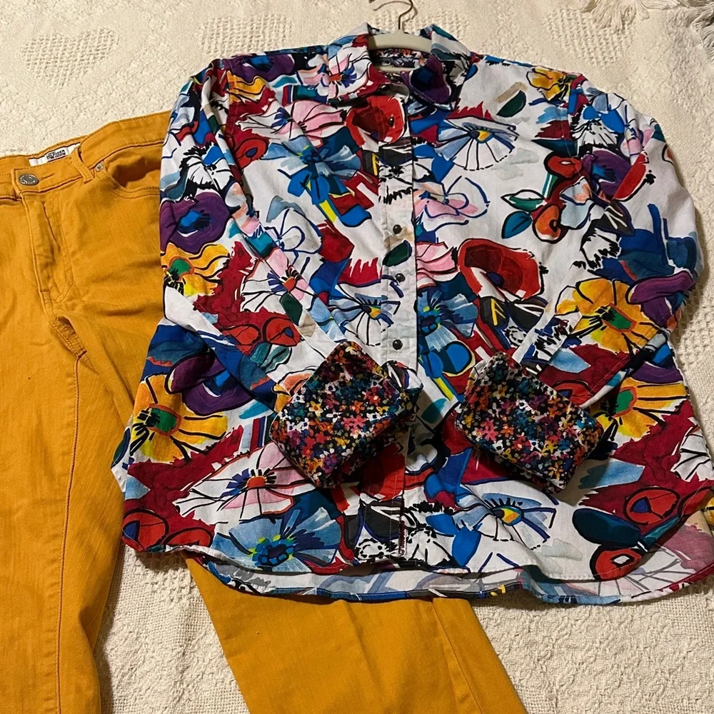 Robert Graham Multicolor Floral Button Down Shirt - Picture 10 of 10